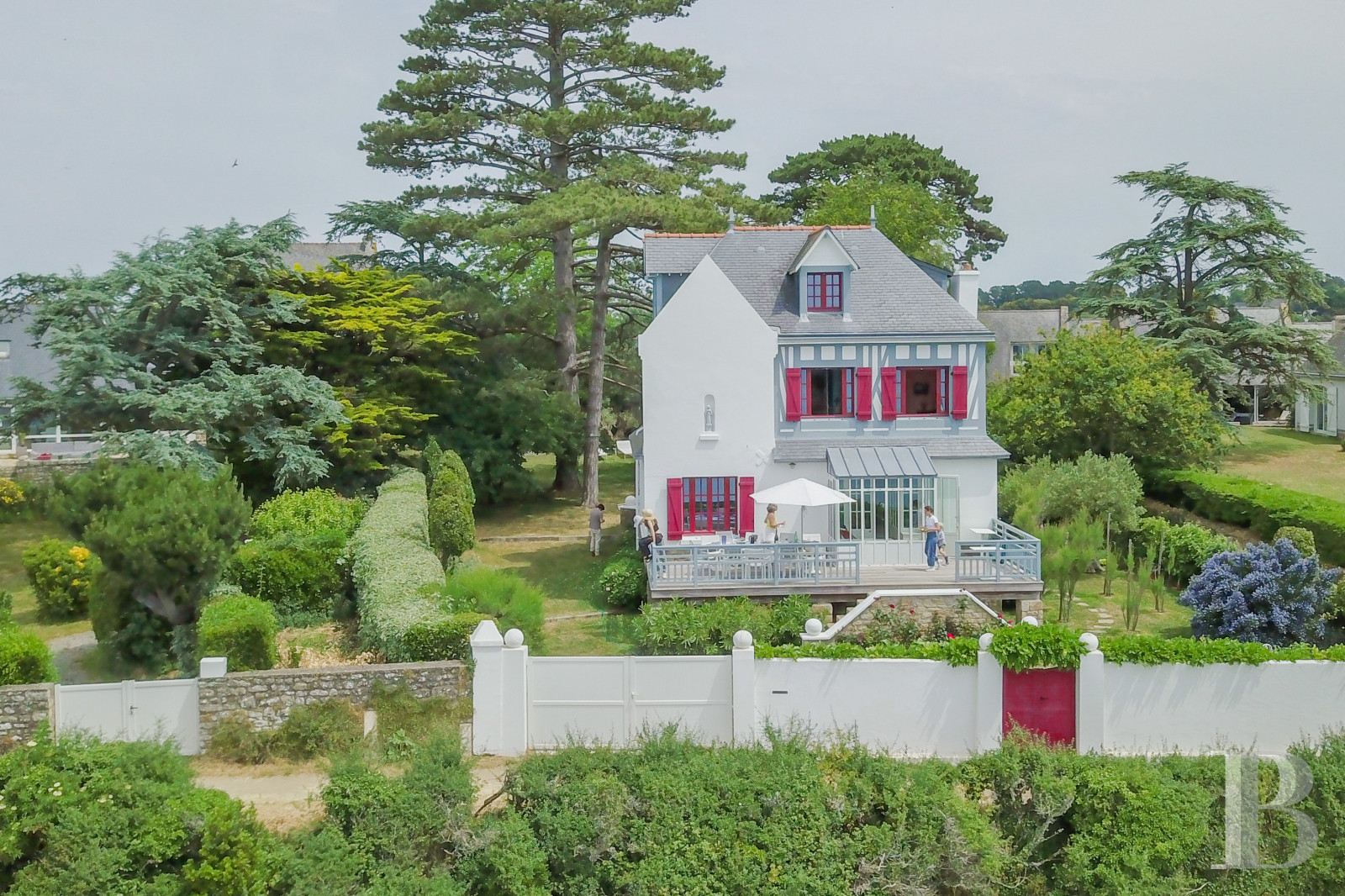 Sur l’Île-aux-Moines, dans le golfe du Morbihan, une maison de famille les pieds dans l’eau - photo  n°2